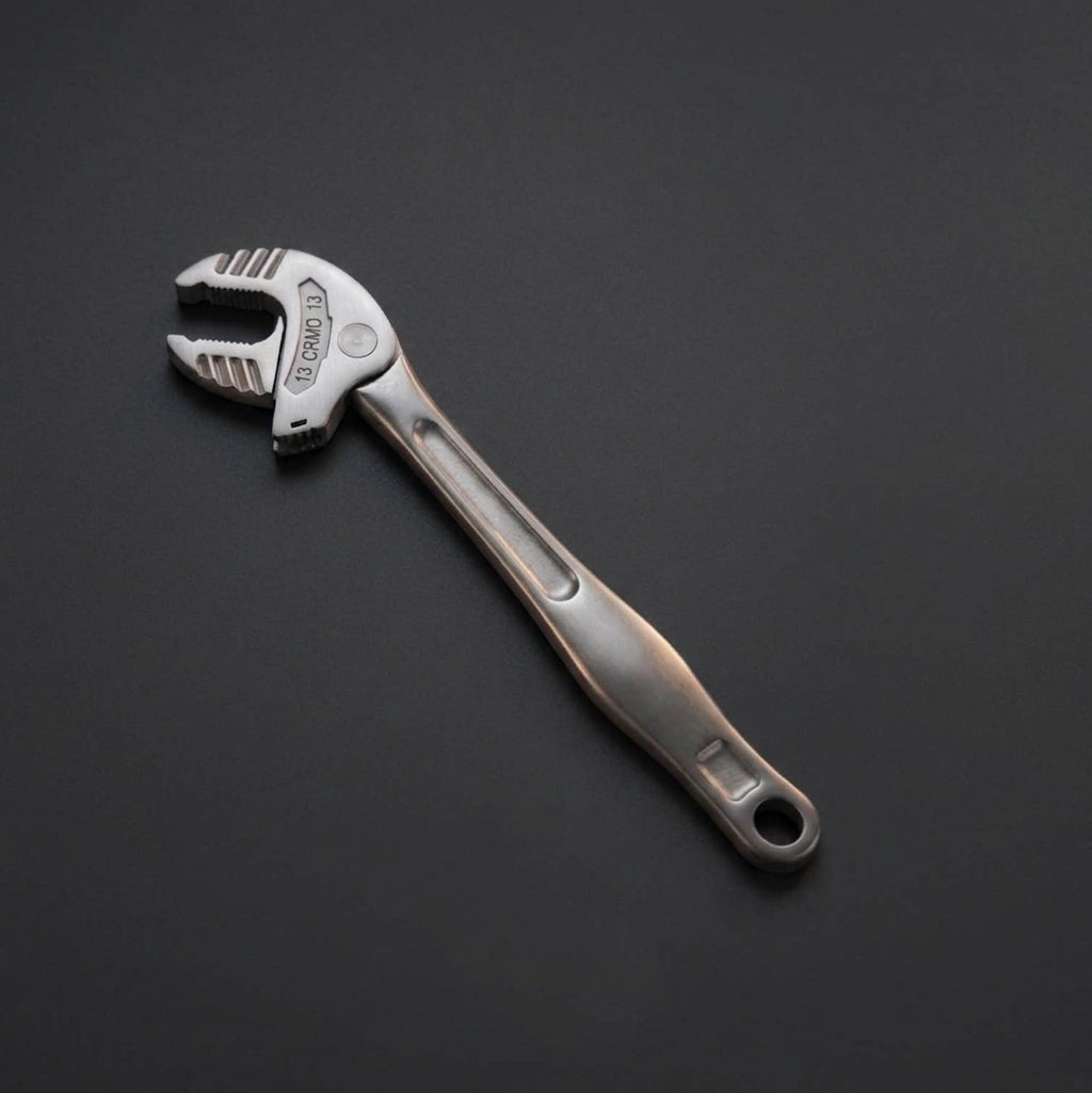 Snap-Fit Ratchet Wrench