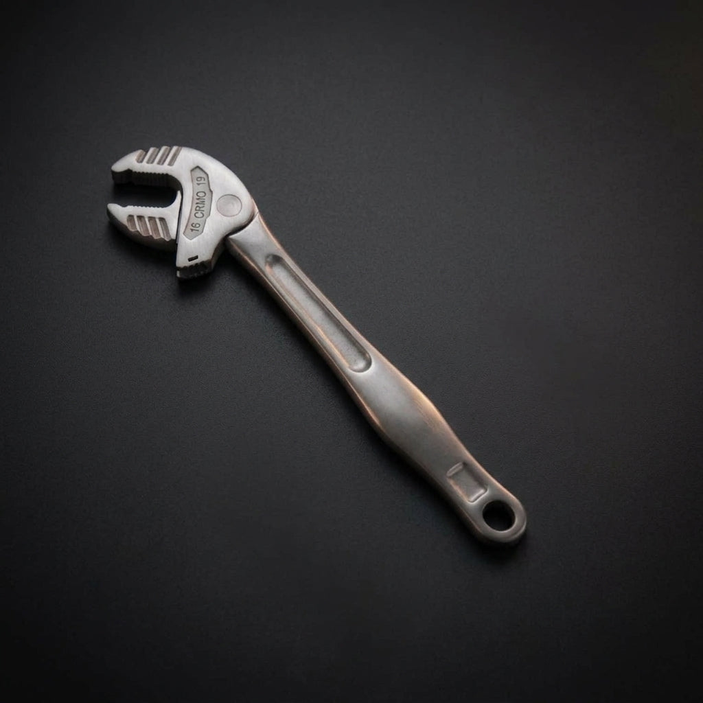 Snap-Fit Ratchet Wrench